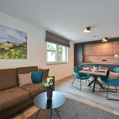 Stock Nr 4 Apartment